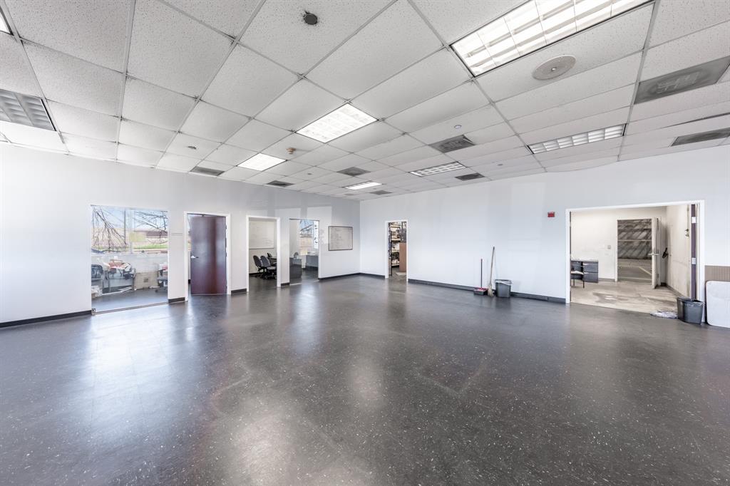 Sanden Add - Commercial Sale