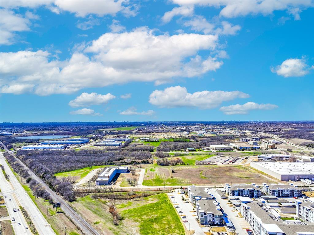 Sanden Add - Commercial Sale