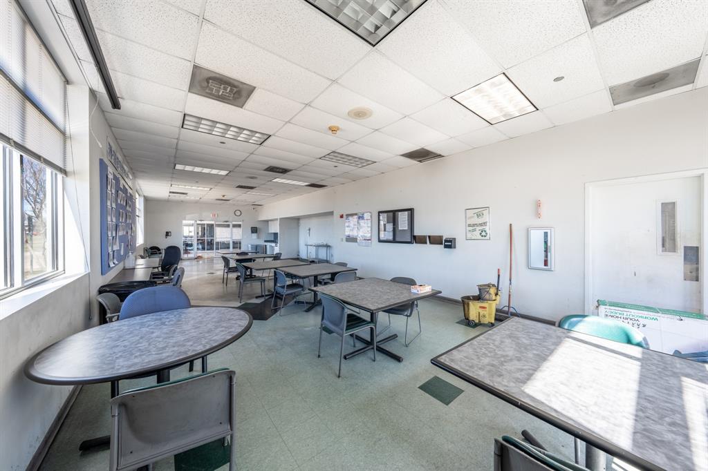 Sanden Add - Commercial Sale