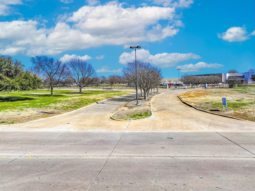 Sanden Add - Commercial Sale