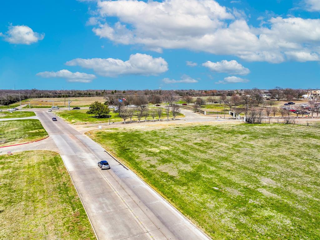 Sanden Add - Commercial Sale