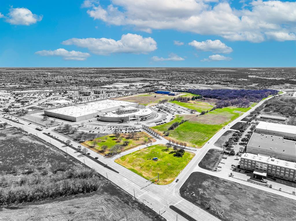 Sanden Add - Commercial Sale