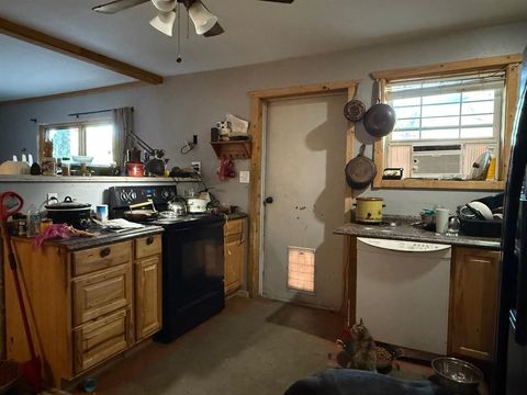 Tiny photo for 1633 Kay Lane, Reno, TX 76020 (MLS # 21210309)