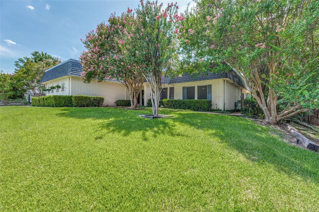 6 Crosslands Road