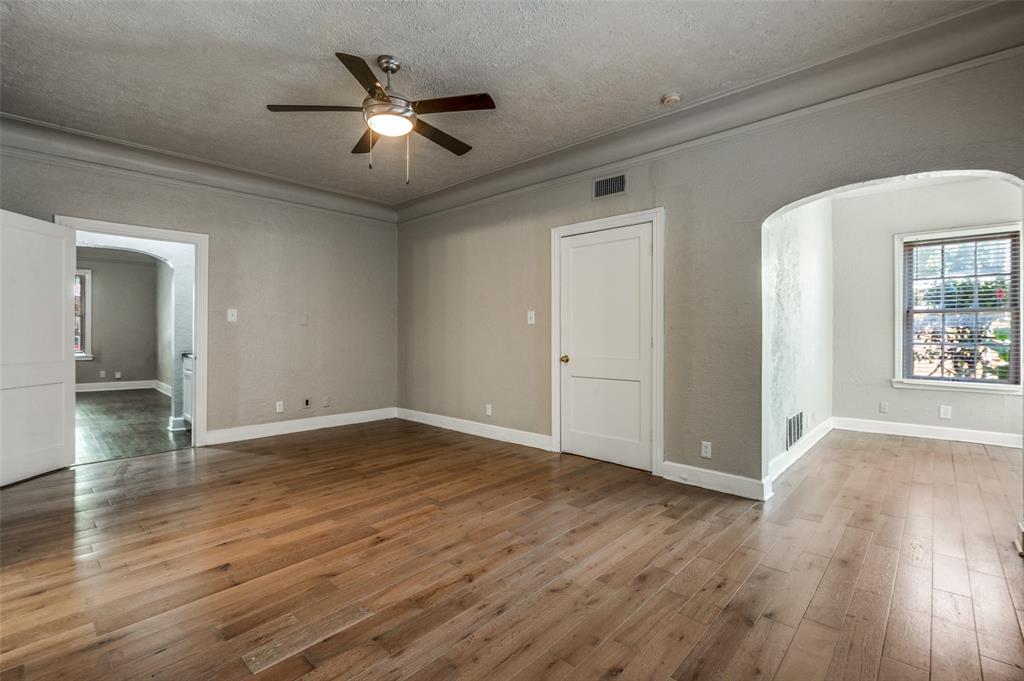 Peak's Suburban - Residential Income