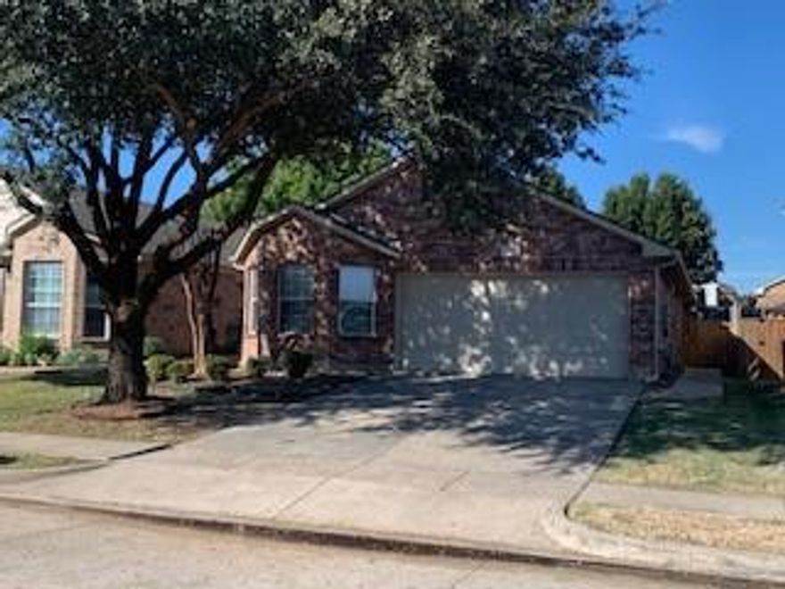 his home features an open-concept layout with a spacious living room that flows seamlessly into the kitchen—perfect for entertaining. The kitchen has natural light, a breakfast bar, and an adjacent dining area. Split-bedroom floor plan offers privacy, with three guest bedrooms sharing a full bath and convenient access to the laundry room—The primary suite enjoys beautiful natural light and backyard views, complete with a walk in closet and an oversized walk-in shower. Enjoy outdoor living with a large covered patio and large shade trees. Enjoy the sparkling community pool, park and playground!