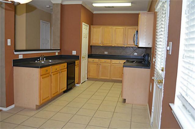 River Oaks Add Ph 5 - Residential Lease