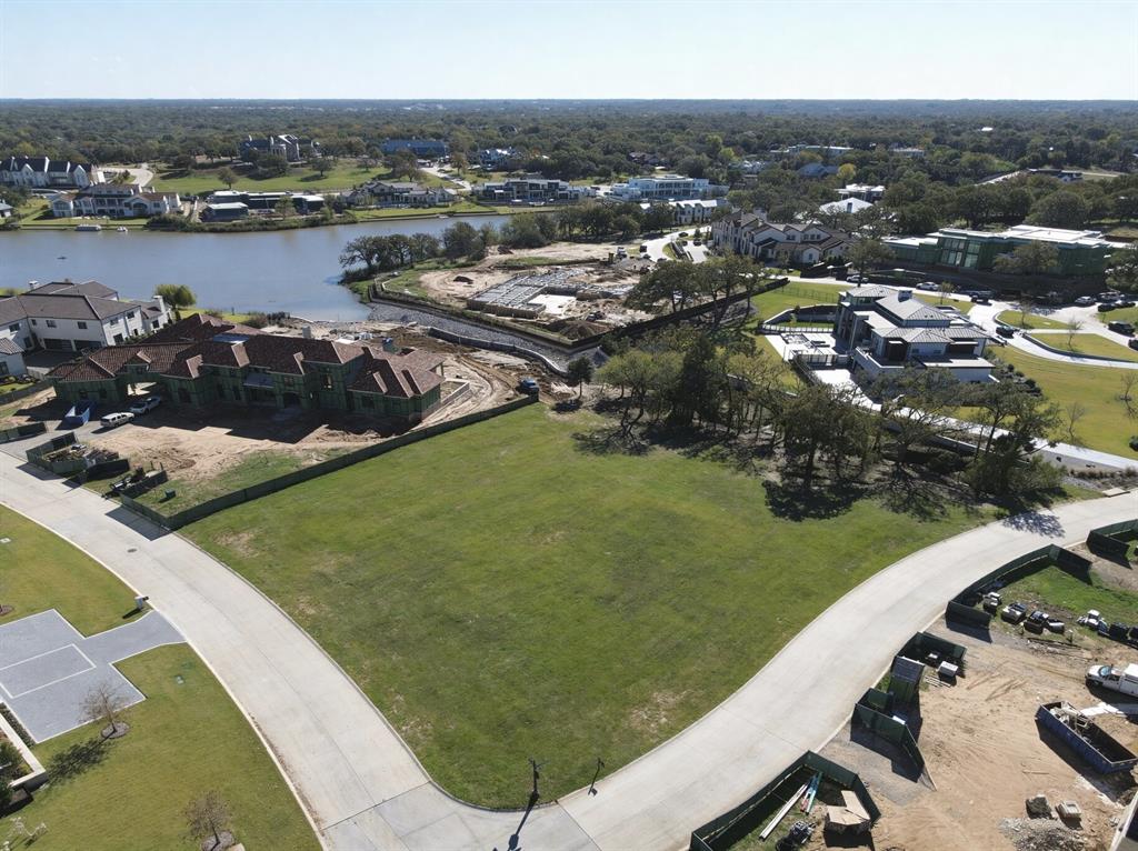 1815 Quail Hollow Drive