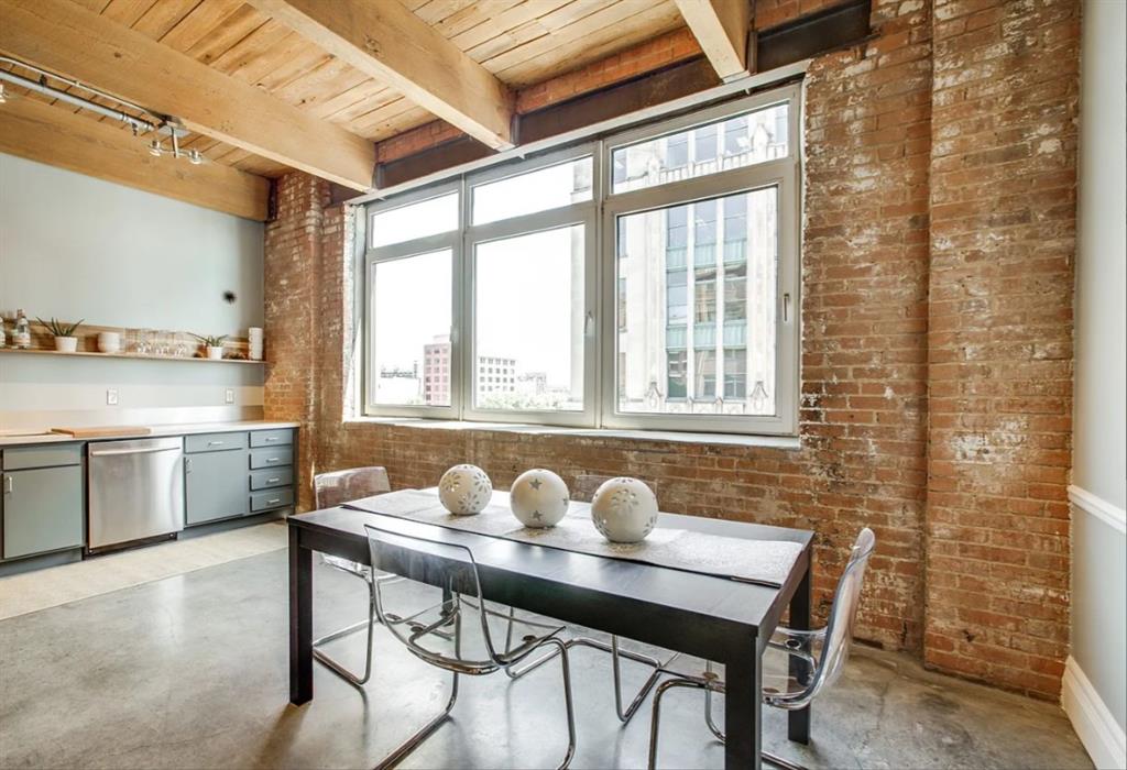 Elm Place Residences - Residential