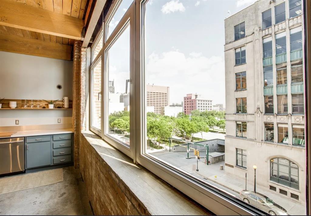 Elm Place Residences - Residential