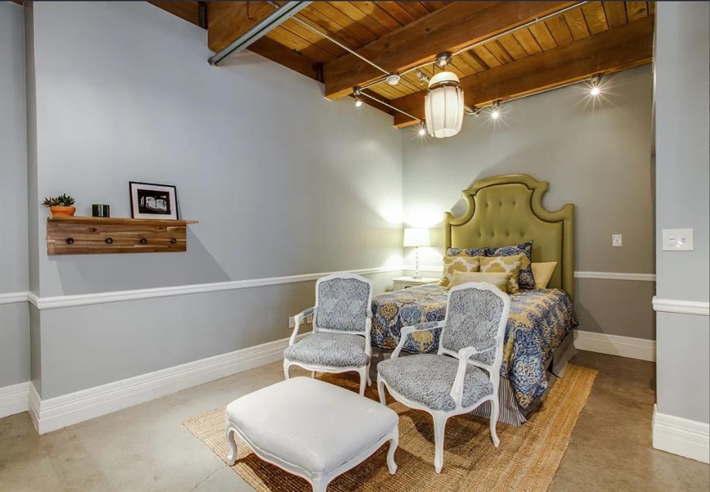 Elm Place Residences - Residential