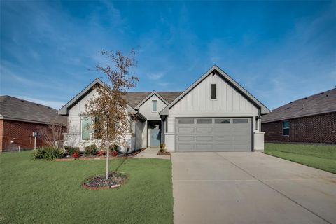 Photo of 1508 Forest Park Drive, Alvarado, TX 76009 (MLS # 21261141)