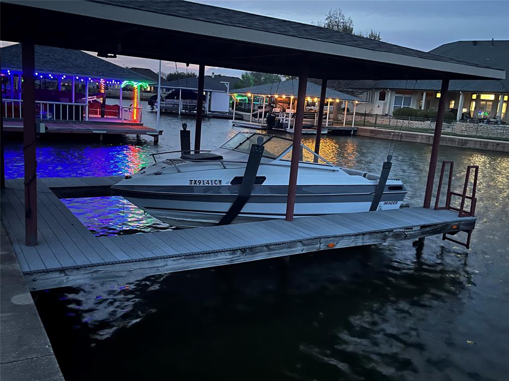 Waters Edge - Residential