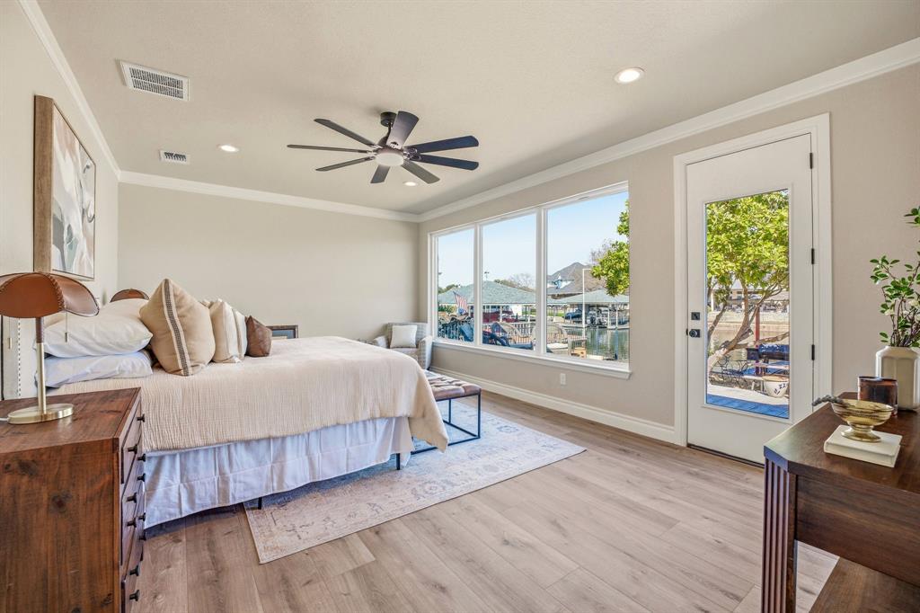 Waters Edge - Residential