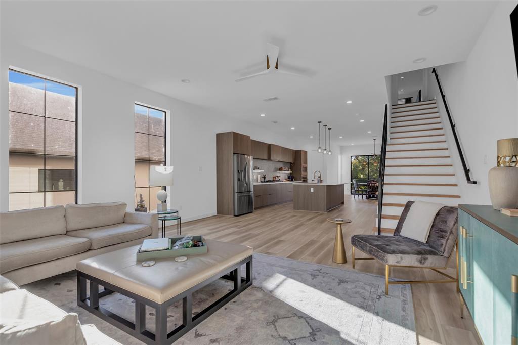 CLIFTON PLACE NO 2 - Residential