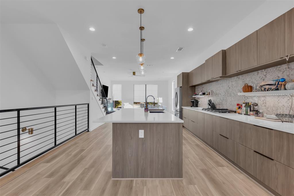 CLIFTON PLACE NO 2 - Residential