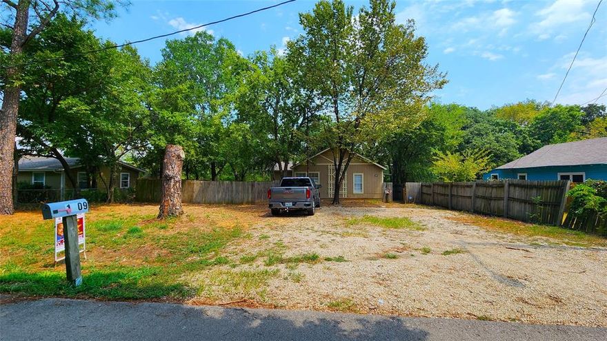 4 Big Bedroom 2 Bath home backs to greenbelt. Upgraded kitchen with Granite Counters and Stainless Steel appliances including frig. Beautiful tile backsplash in kitchen and master bath. Near Lowes and all shopping and restaurants on 288. Great back yard. 2 living areas. Rooms are spread out. Quiet street. So many great Restaurants, and so much shopping equals lots of opportunity! Make this home your next home. The zoning is commercial in case you ever want to open a business.
