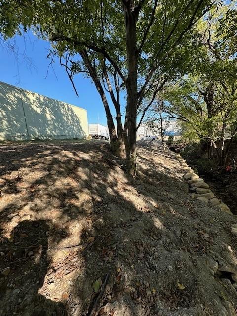 Ryan & Pruitt - Land