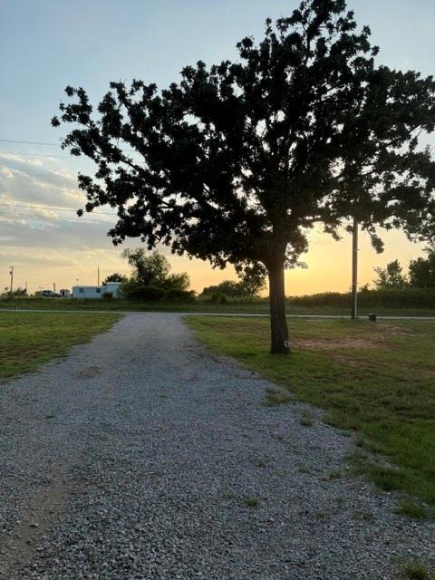 195 Brown Lane - Photo 4