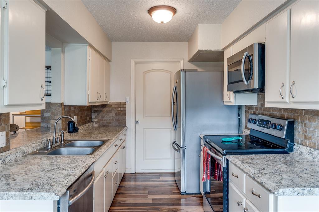 Country Club Estates - Residential