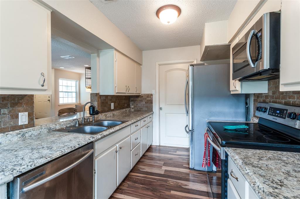 Country Club Estates - Residential