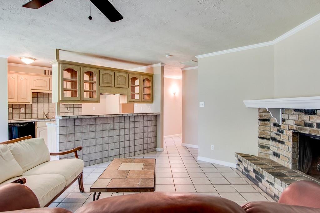 631 Valley View Drive