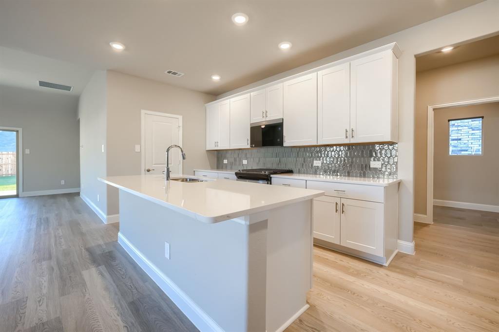 Simpson Xing Ph 4 - Residential Lease