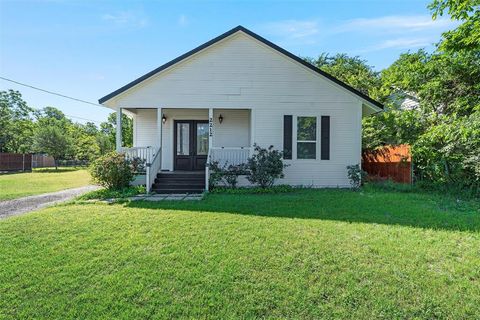 2212 Clay Avenue Waco TX 76706