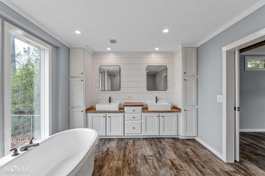 Keithville, Louisiana 71047, United States, 3 Bedrooms Bedrooms, ,2 BathroomsBathrooms,Residential,Active,96682