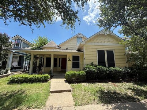 Photo of 970 Fox Grove Lane, Providence Village, TX 76227 (MLS # 21167076)