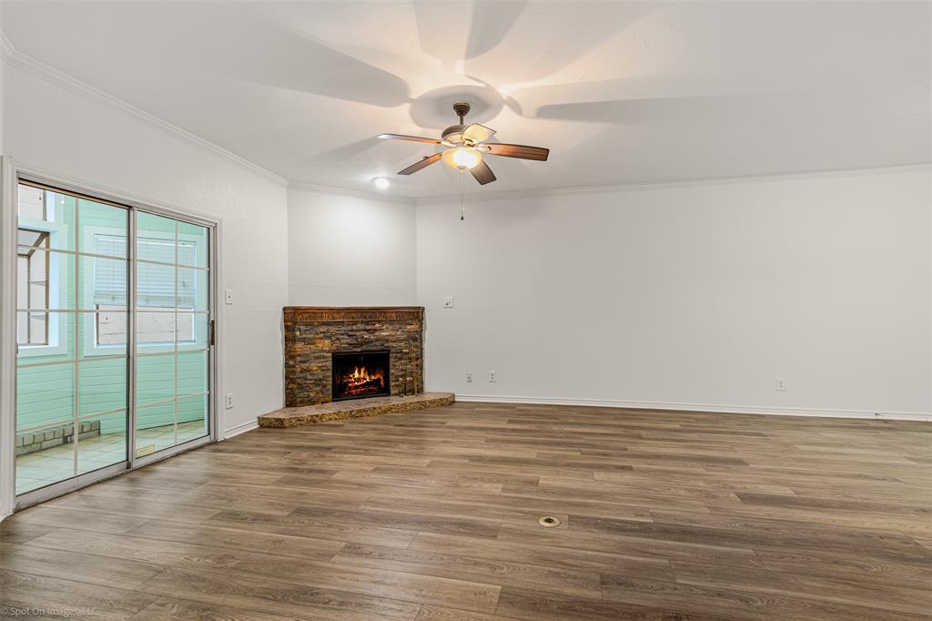 1010 Allen Street 213