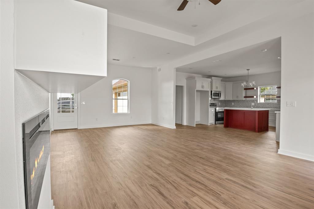 Peoples Crossing - Residential