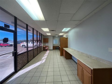 566 & 568 N 4TH Street Wills Point TX 75169