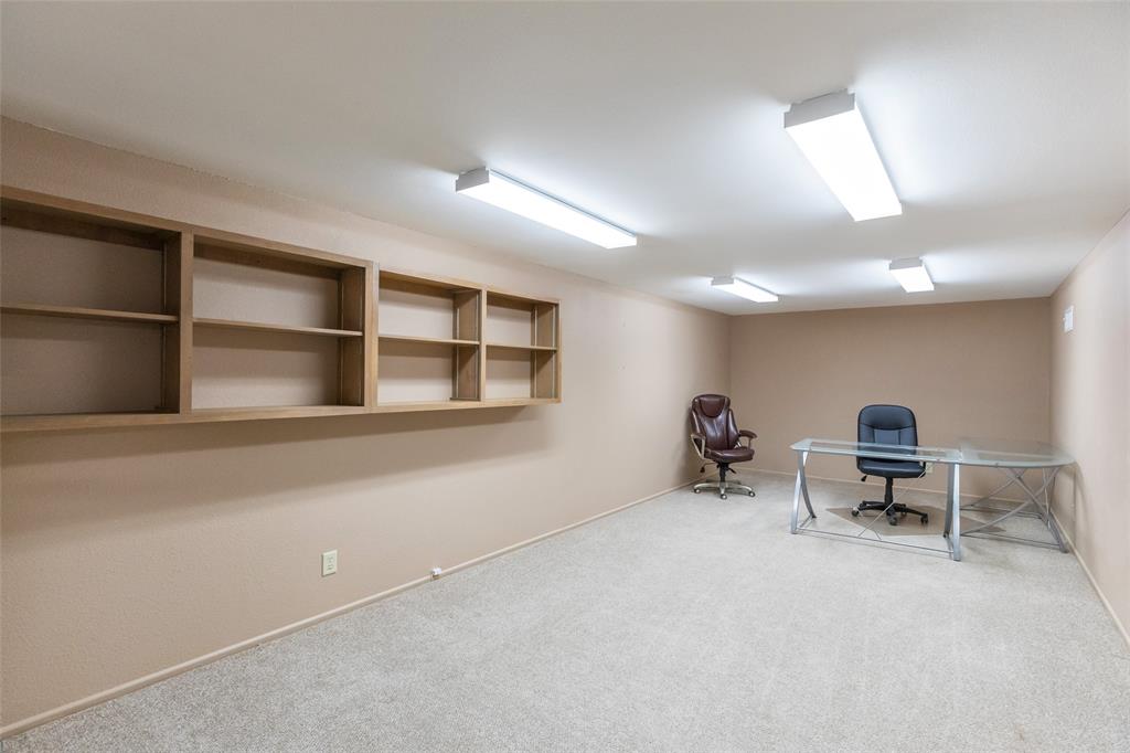 Abilene Indust District Se - Commercial Sale