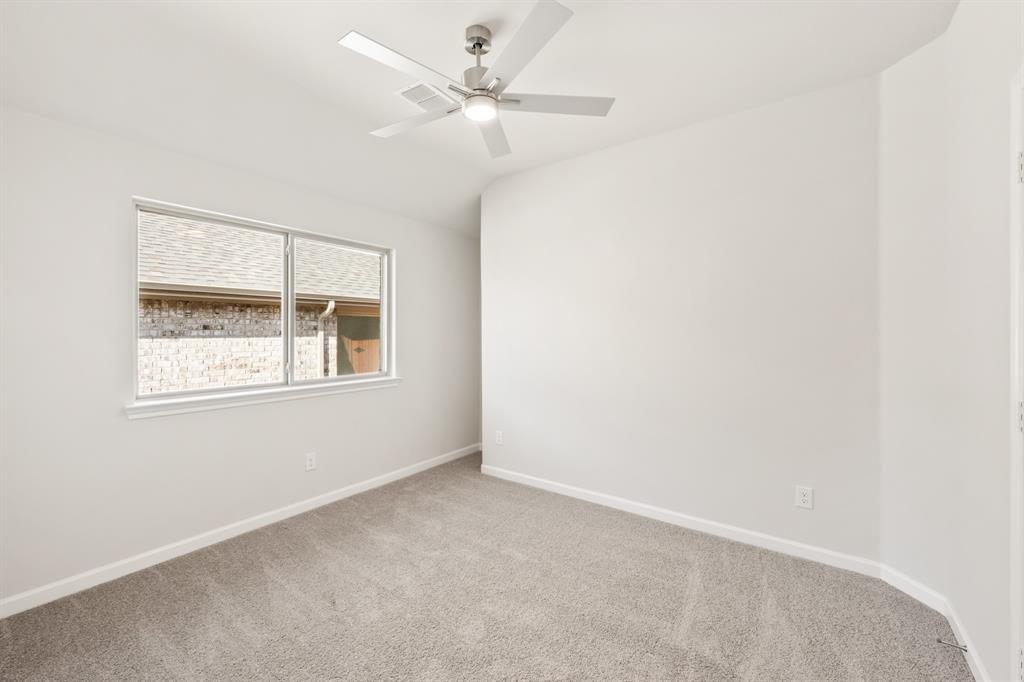 Eagle Glen Elements - Residential