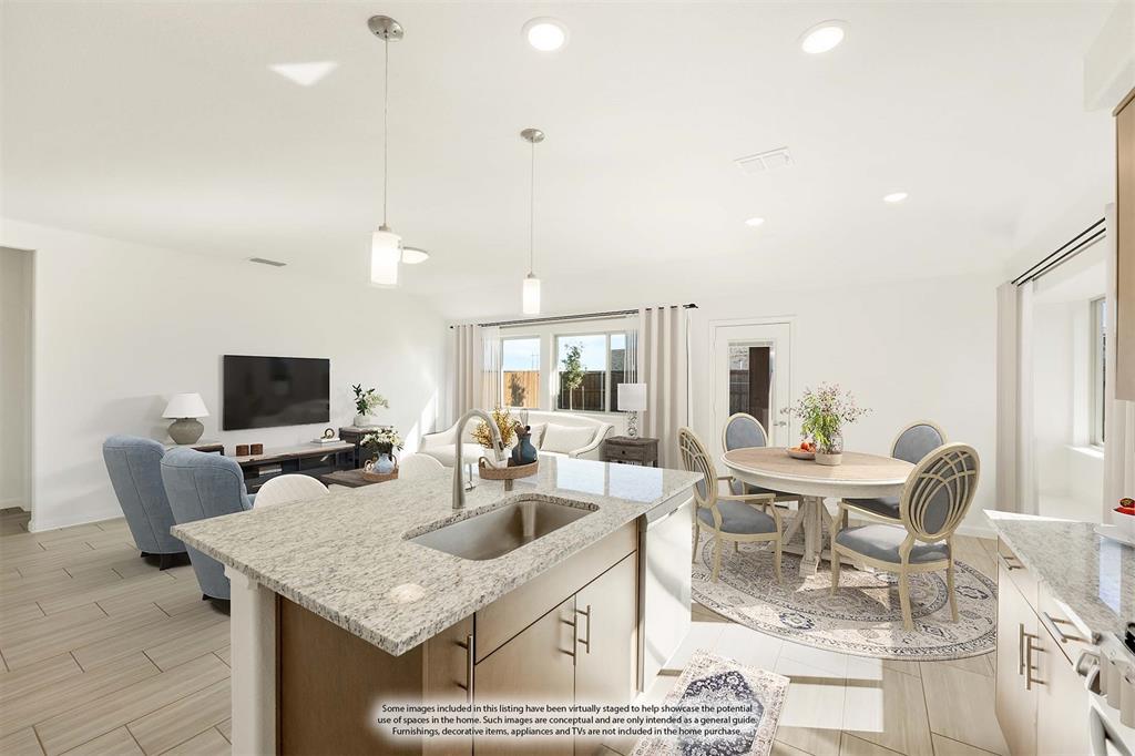 Eagle Glen Elements - Residential