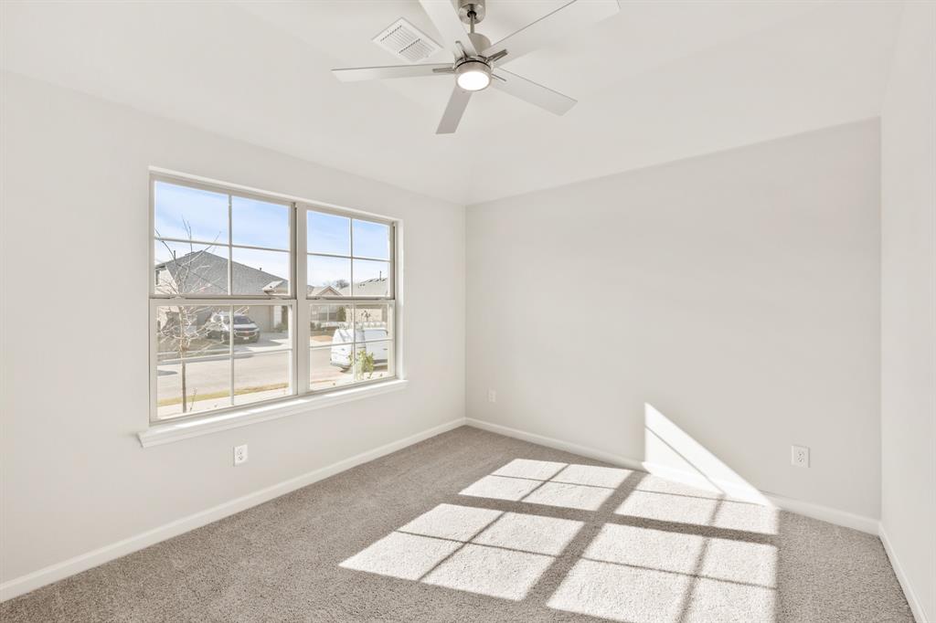 Eagle Glen Elements - Residential