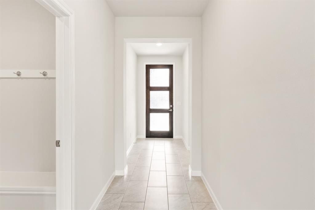 Eagle Glen Elements - Residential