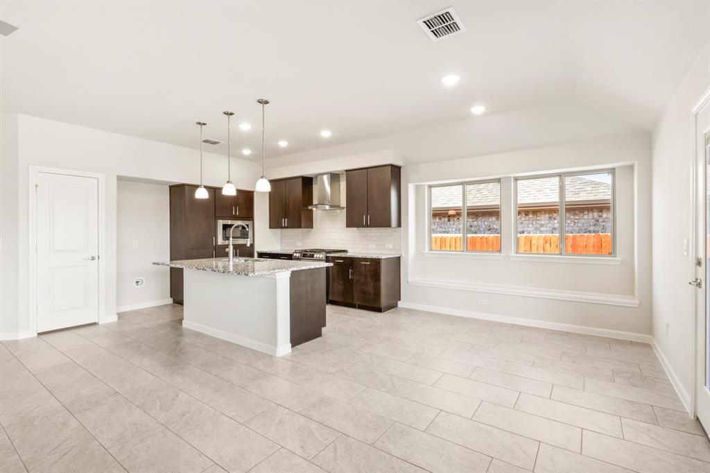 Eagle Glen Elements - Residential