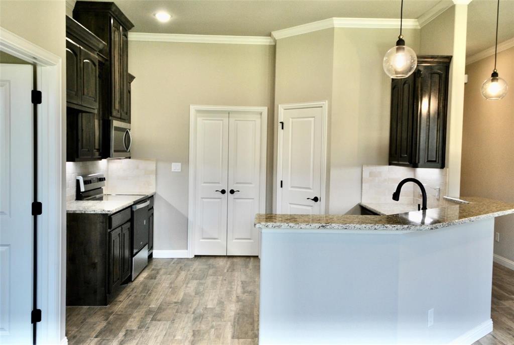 Meander Estates Ph Two - Residential Lease