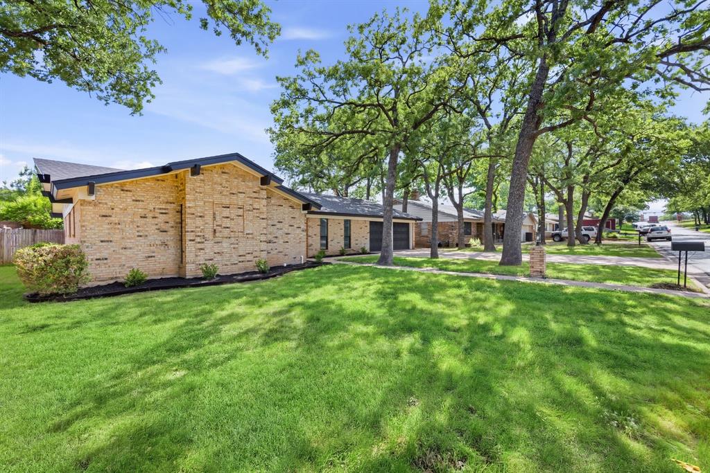 709 Thousand Oaks Drive