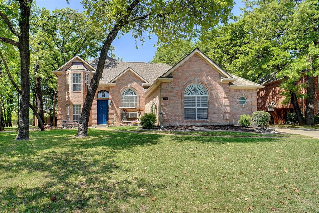 3221 Shadow Wood Circle
