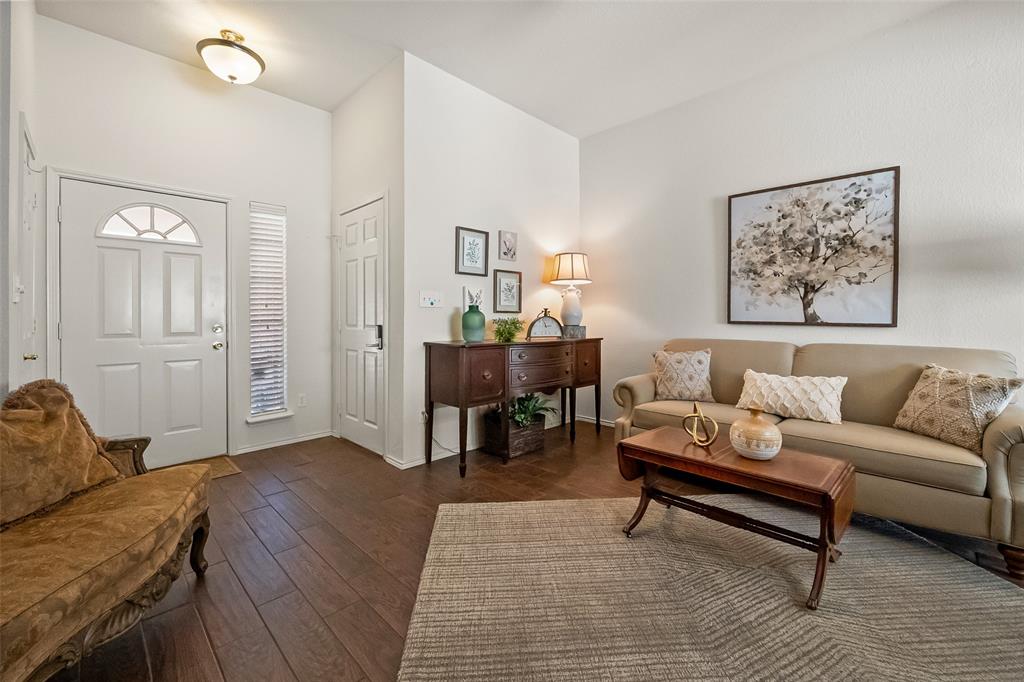 1307 Hidden Oaks Drive