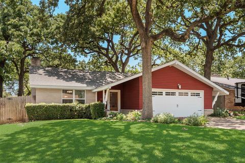 2118 Woodoak Drive Irving TX 75060