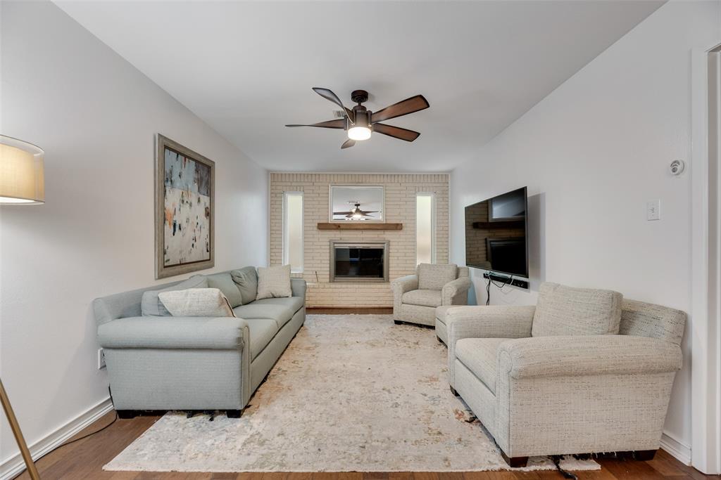 2118 Woodoak Drive