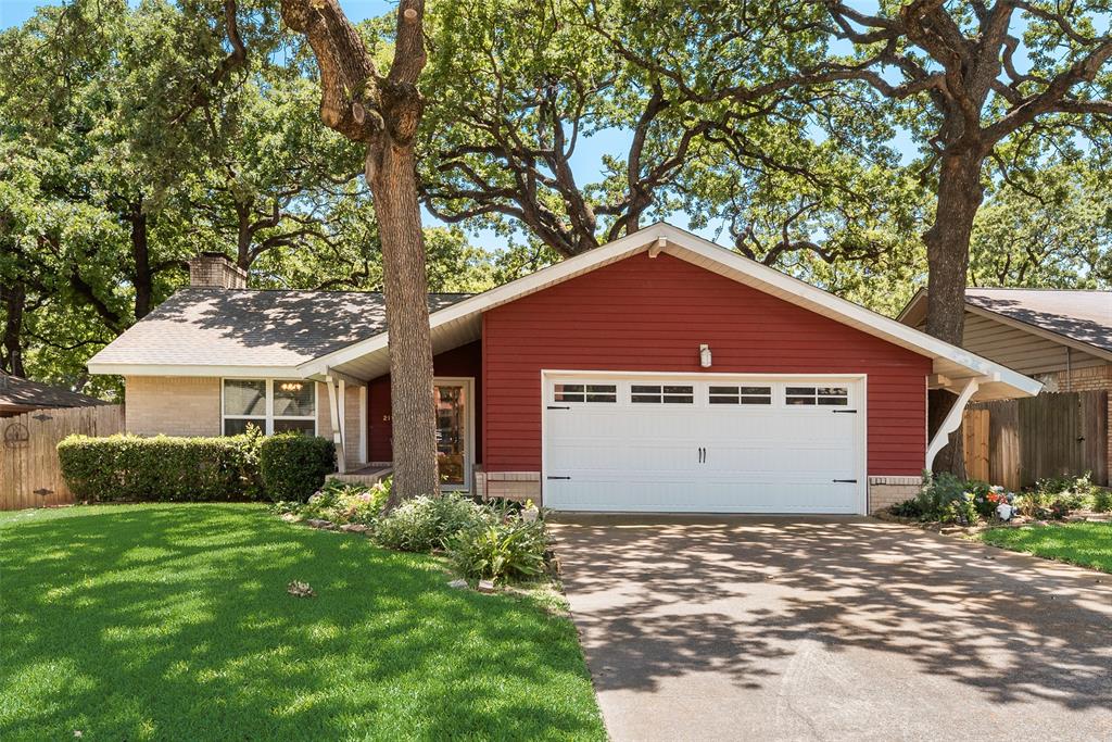 2118 Woodoak Drive