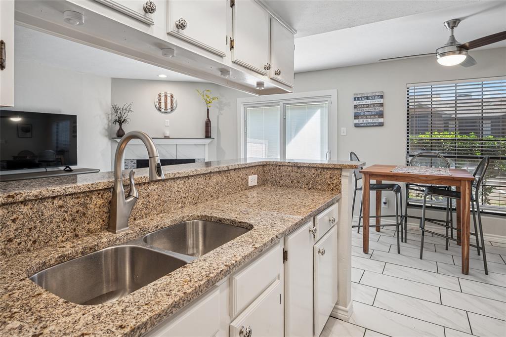 Garland, Texas 75043, United States, 2 Bedrooms Bedrooms, ,2 BathroomsBathrooms,Residential,Active,82259