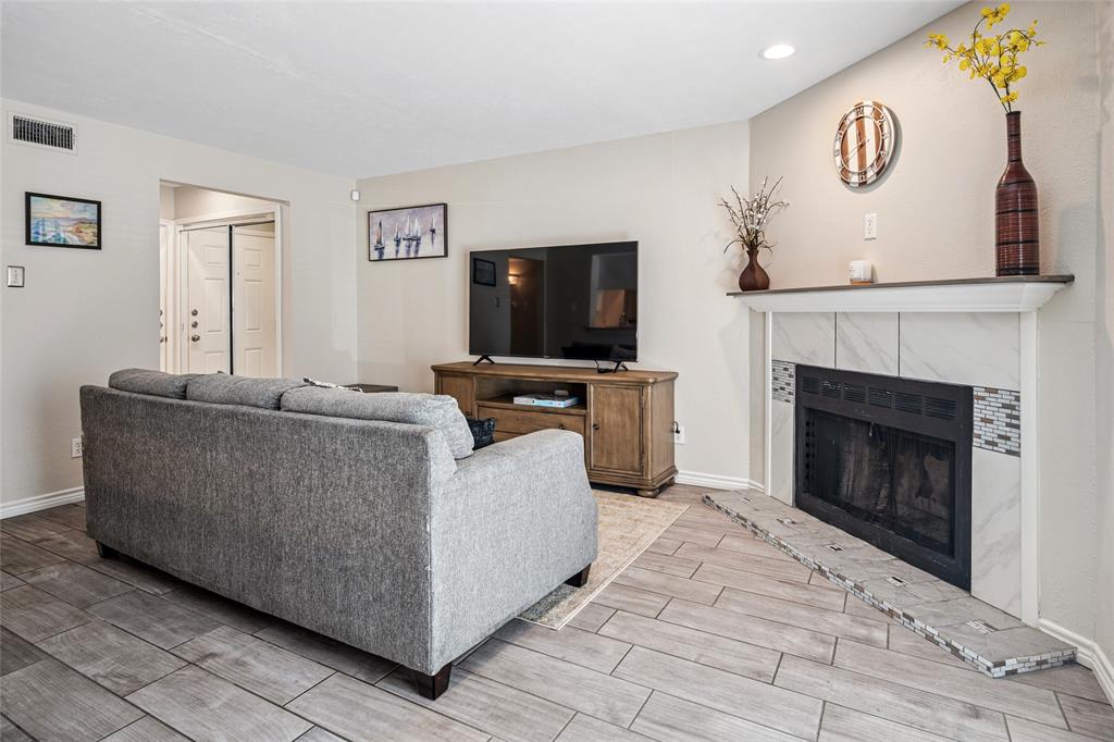 Garland, Texas 75043, United States, 2 Bedrooms Bedrooms, ,2 BathroomsBathrooms,Residential,Active,82259