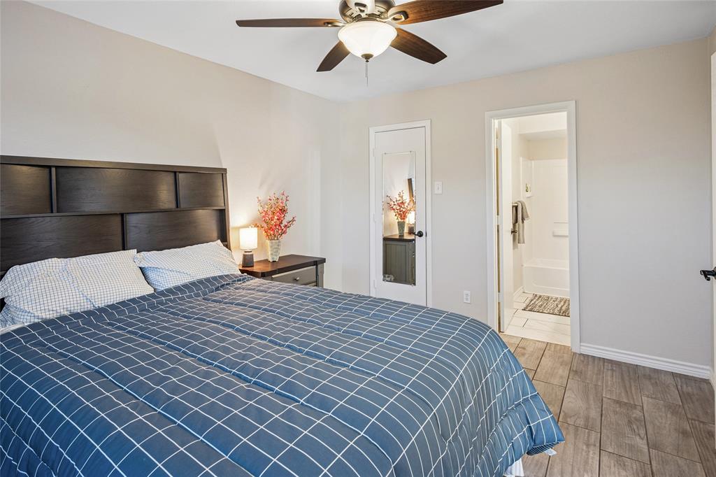 Garland, Texas 75043, United States, 2 Bedrooms Bedrooms, ,2 BathroomsBathrooms,Residential,Active,82259