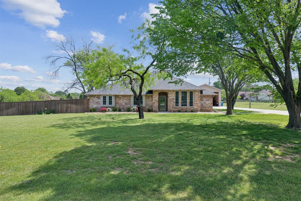 930 Shady Meadow Court